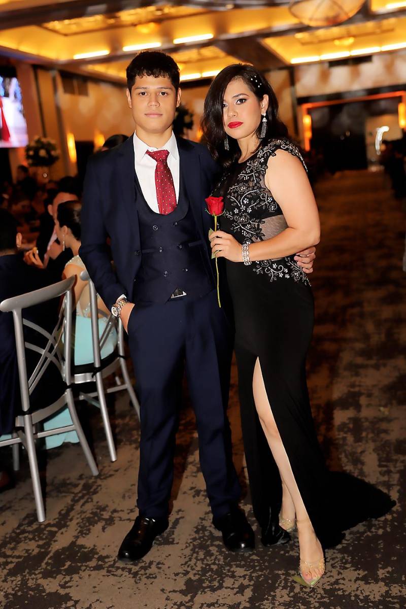 Carlos Cortes e Isis Aguilar.