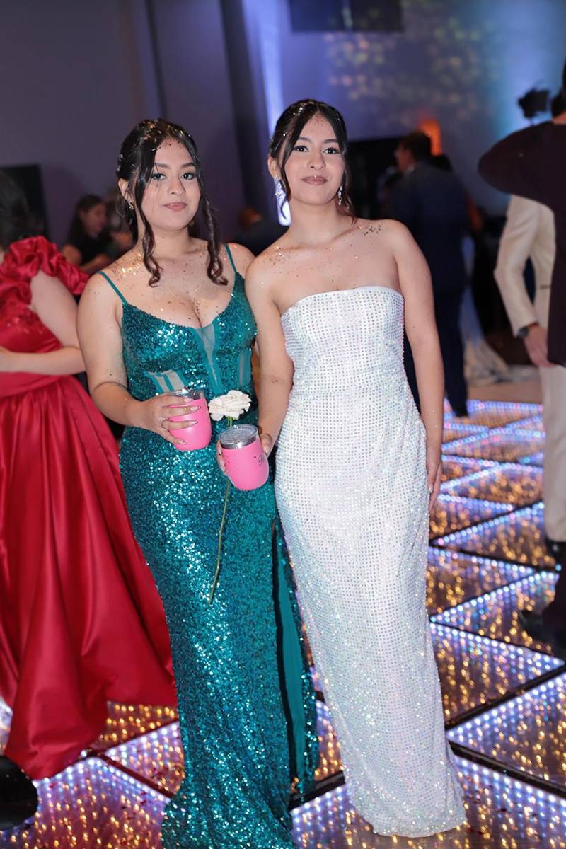 Fiesta de la prom 2024 del Instituto Sagrado Corazón