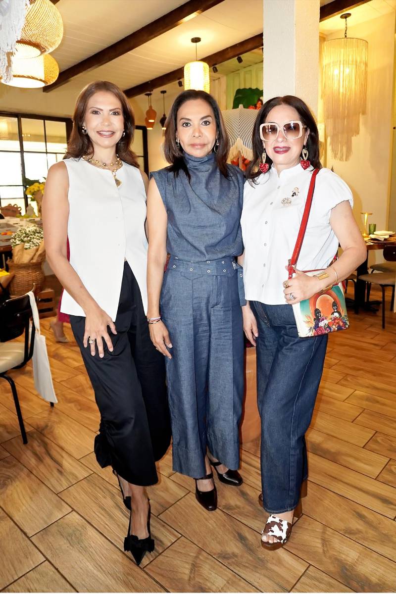 Cecilia Bertrand, Golda Santos y Marisela Cano