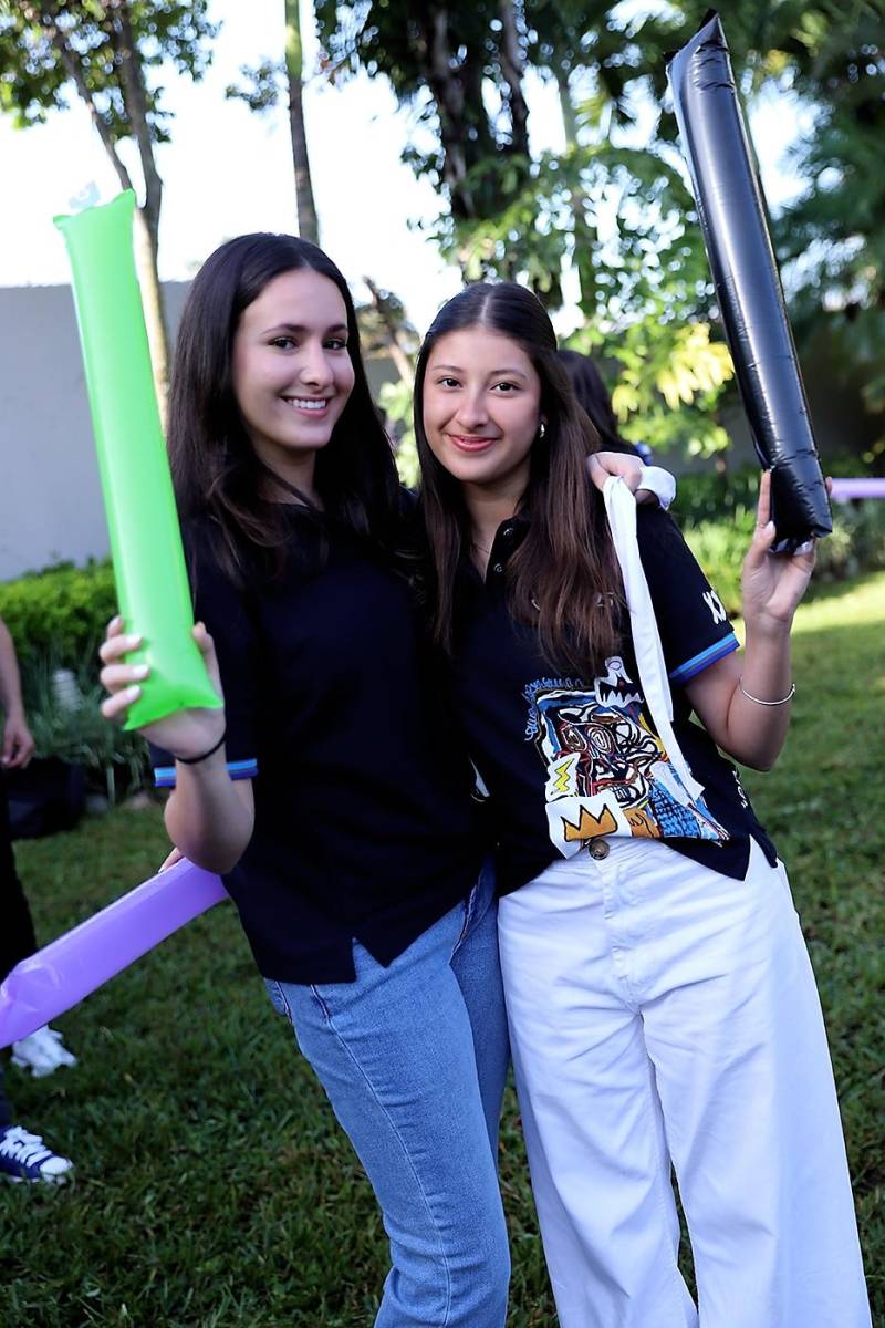 Adriana Schacher y Melissa Otero.