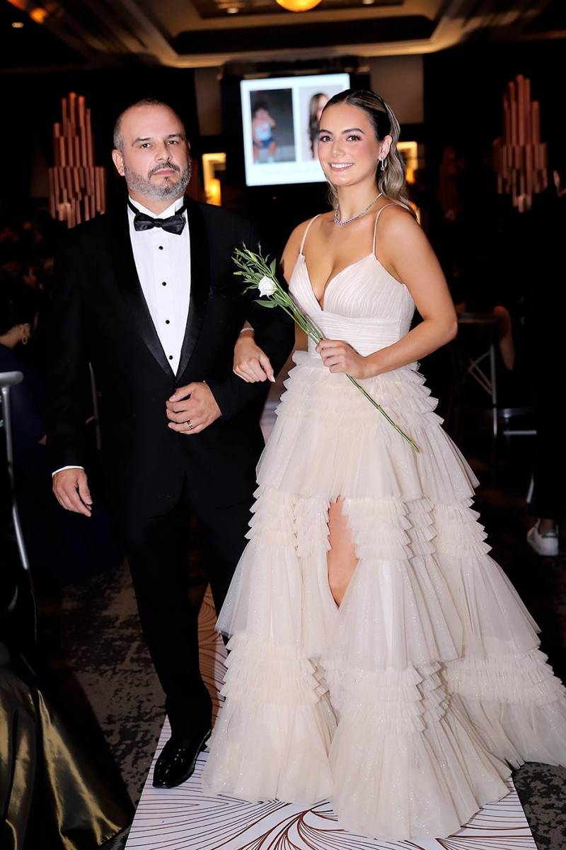 Leonel y Estefanía Román.