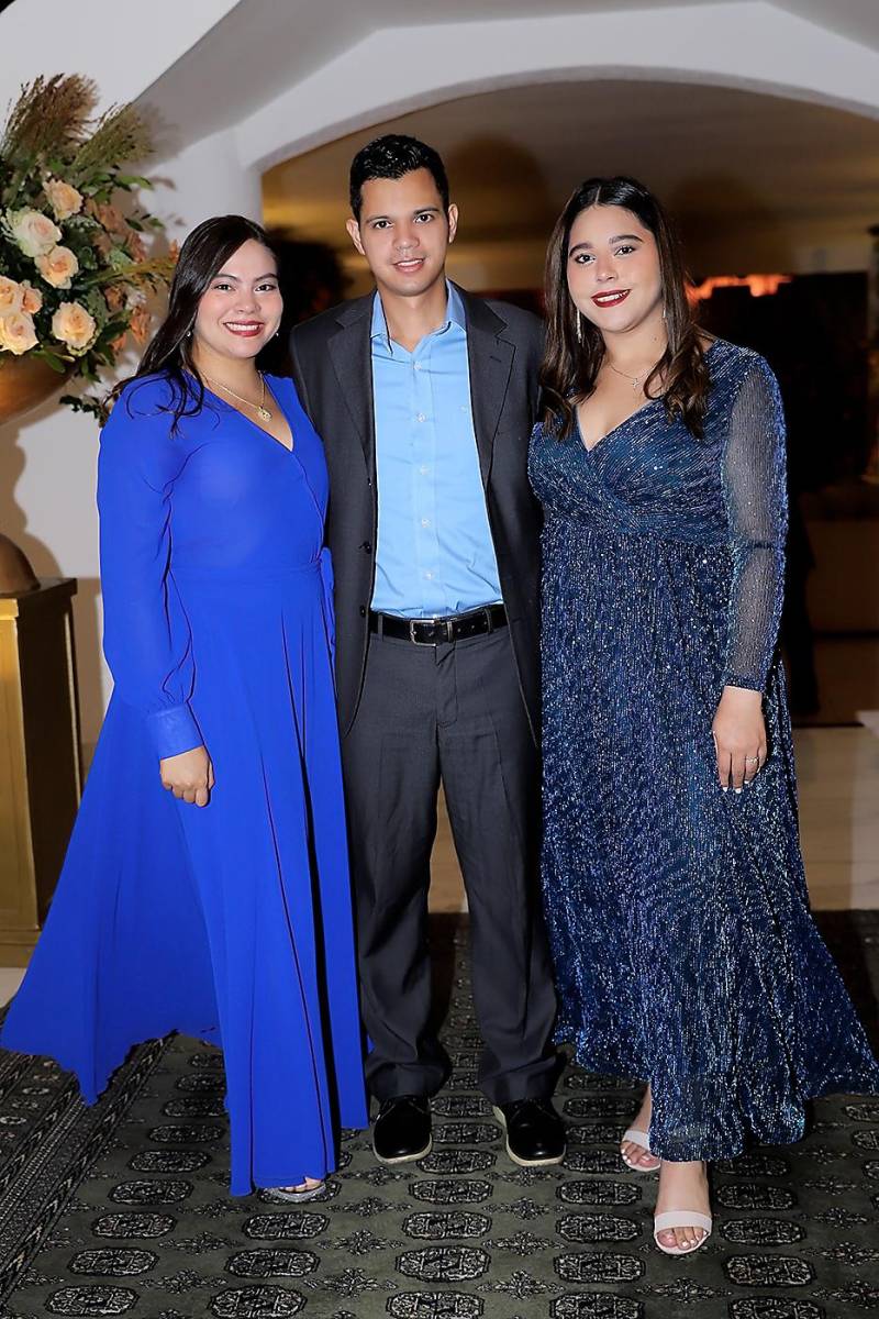 Así fue la boda de Próspero Castellanos y María Isabel Simón