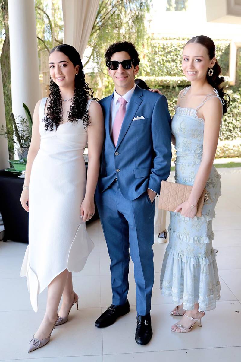 Adriana Atala, Gabriel Atala y Victoria Vaca.