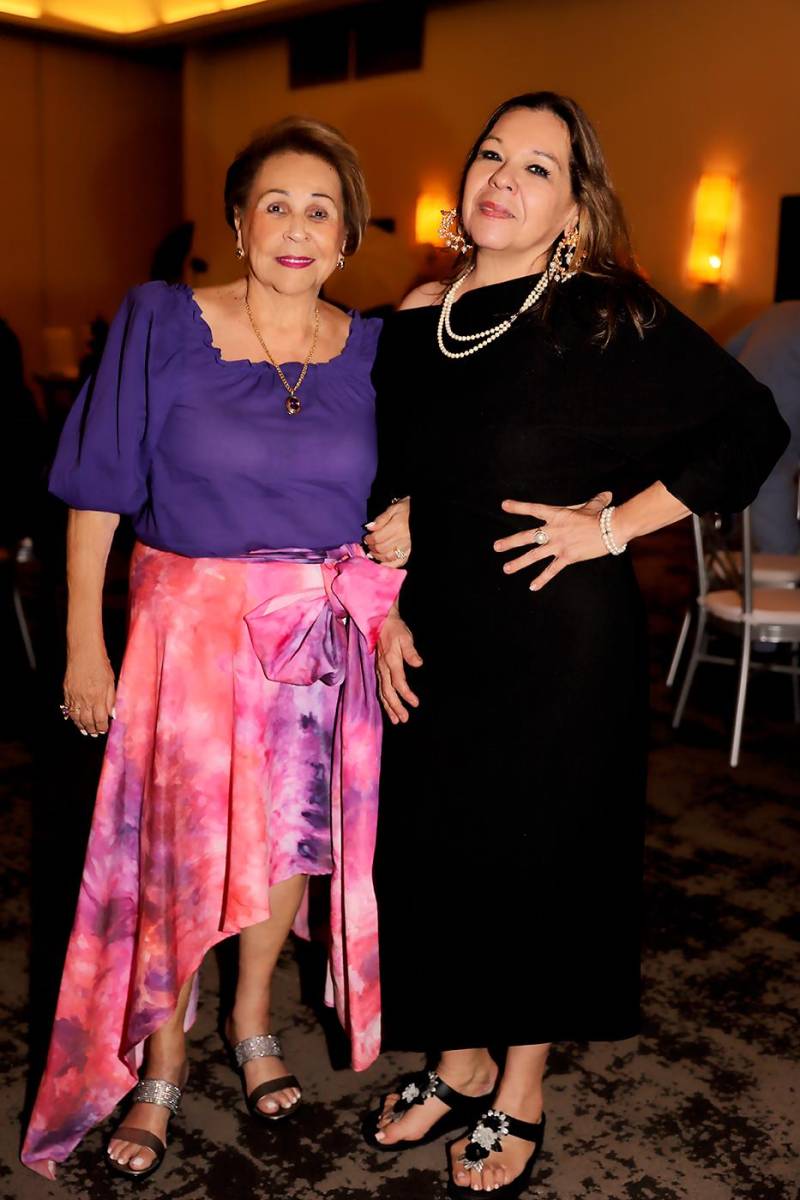 Lety de López y Carmen Leticia López.