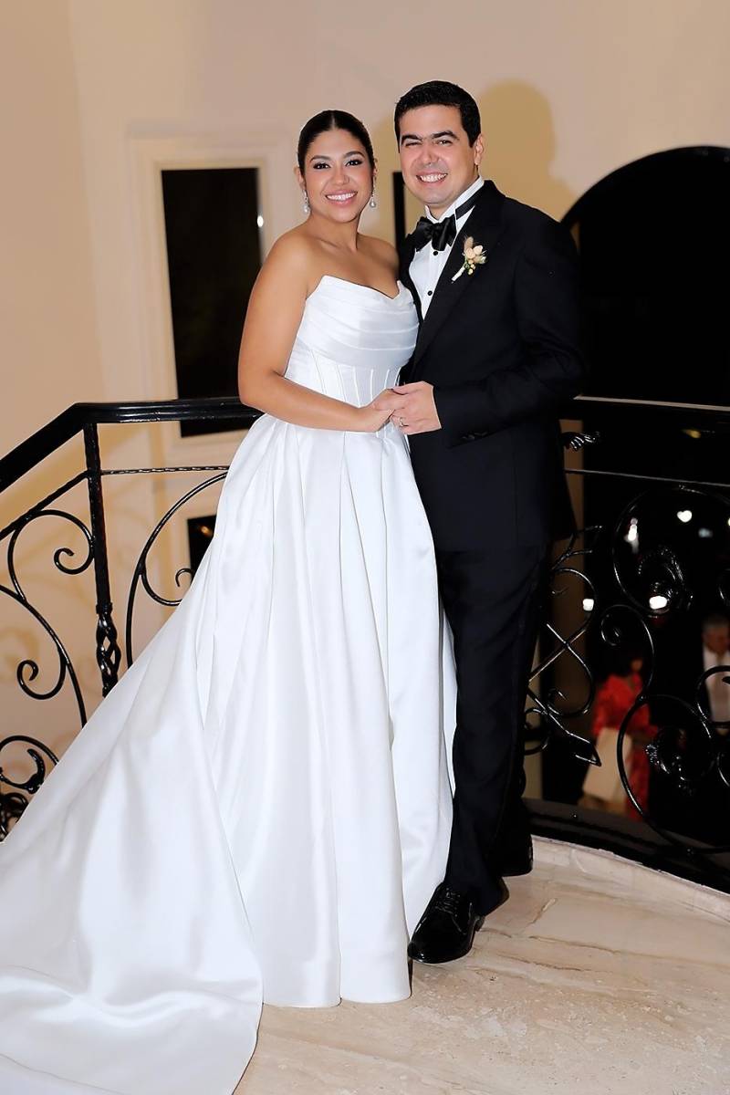 Así fue la boda de Próspero Castellanos y María Isabel Simón