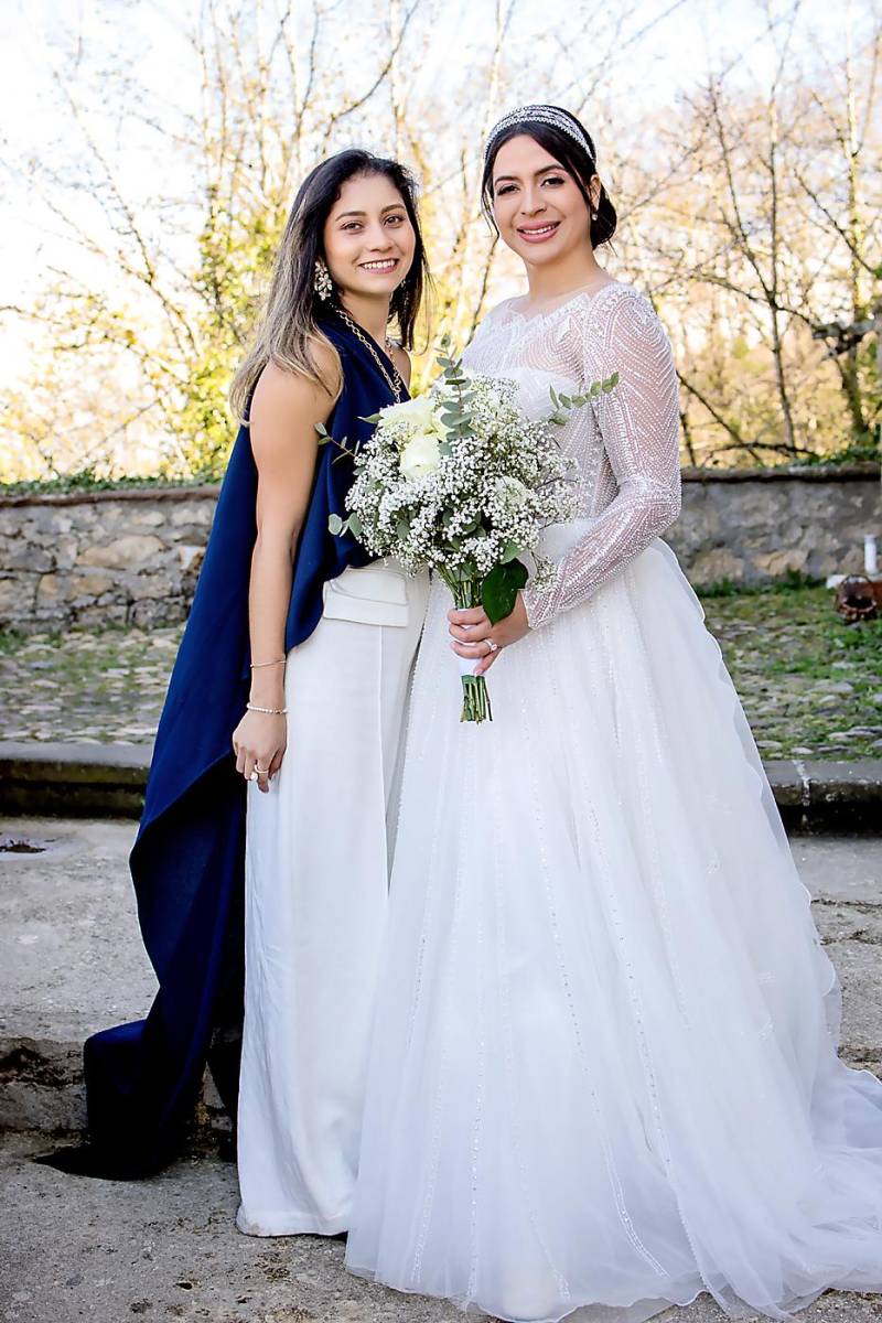  Isabella Ferrufino y Gisella Tábora