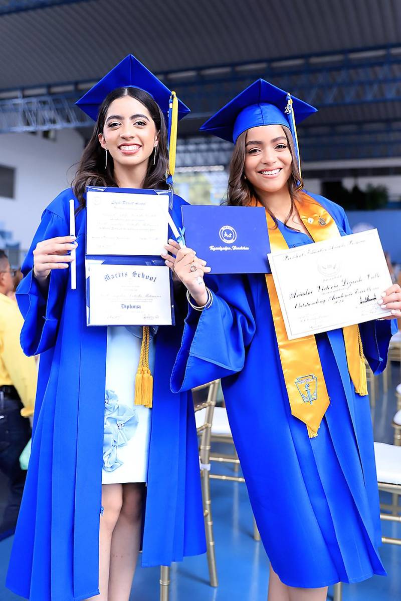 Nicole Fontecha y Victoria Lizardo Valle