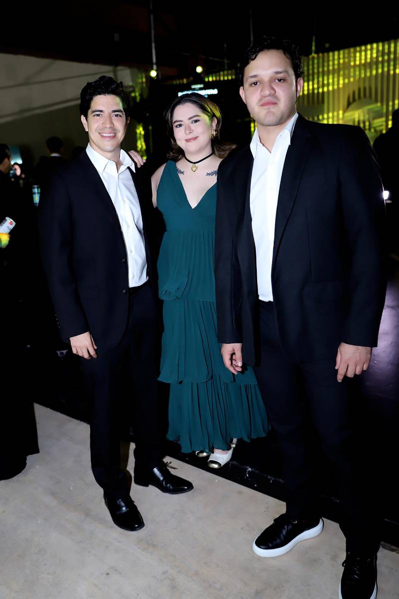 Daniel Galeano, Nadia Galeano y Hans Bahr.