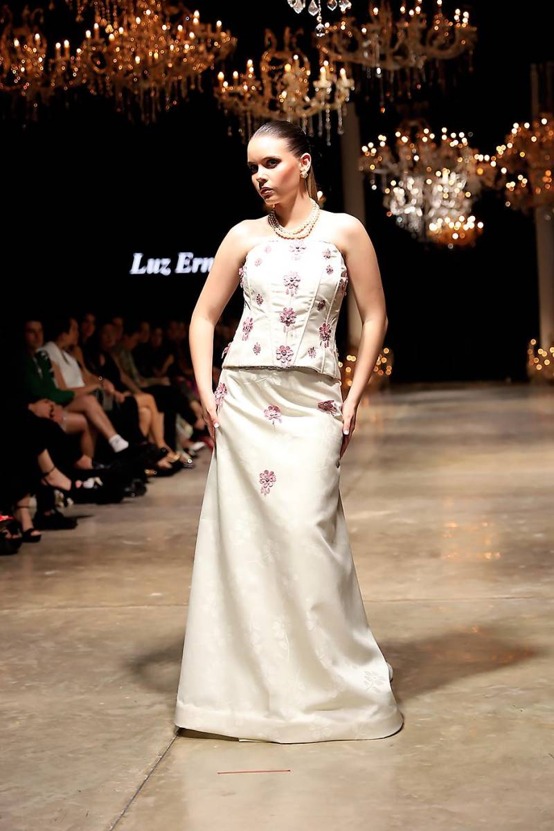 Luz Ernestina Mejía y su pasarela Primavera Verano 2025