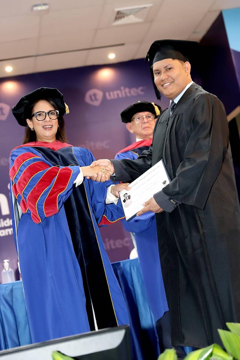 Graduaciones de Pregrado de UNITEC TGU 2025