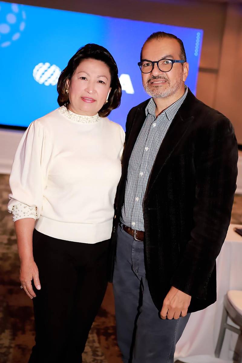 Marcia Vásquez y José Quan.