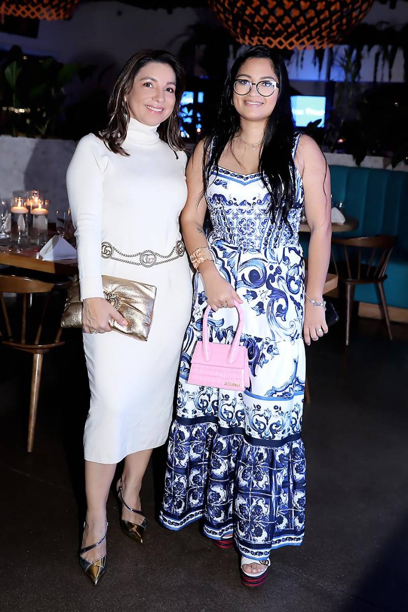 Sandra y Karol Noguera.