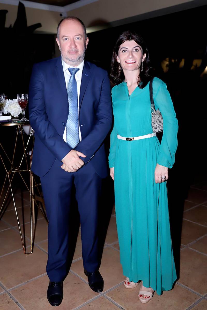 España celebra su Fiesta Nacional con una elegante velada en Tegucigalpa