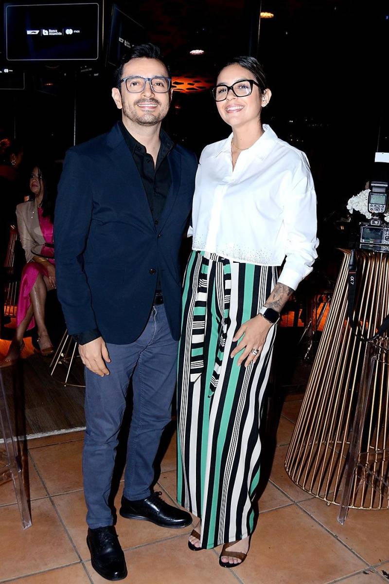 Julio Ardón y Sofia Palma 