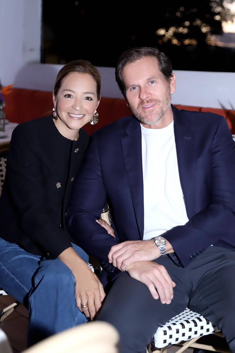 Ana María Durón y Mike Dieckmann.  Ana María Durón y Mike Dieckmann.