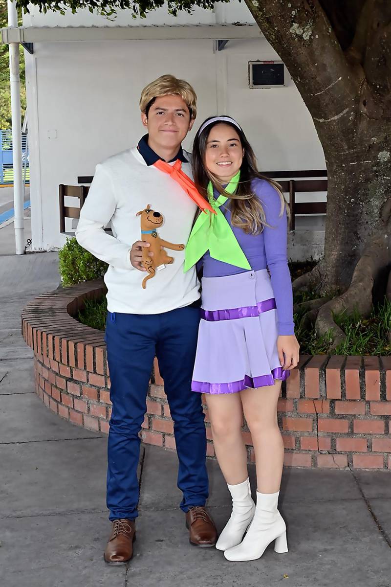 Diego Carlos Hernández y Rebeca Flores