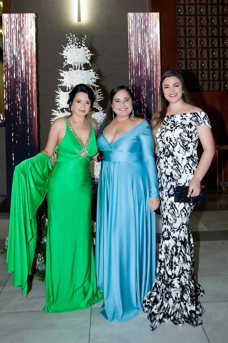 Invitadas a la boda Yusubov Carrillo.