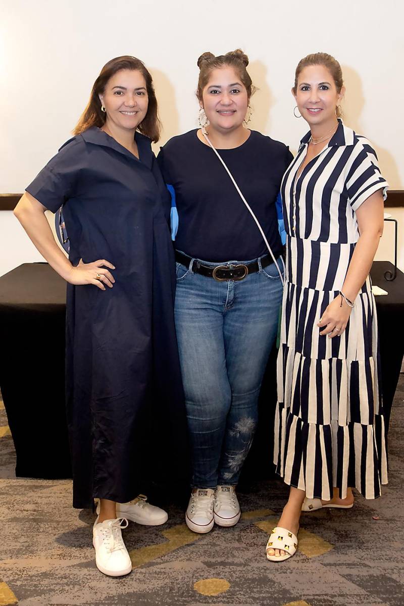 Ana Andonie, Isabel Sabillón y Alexia Marinakys.