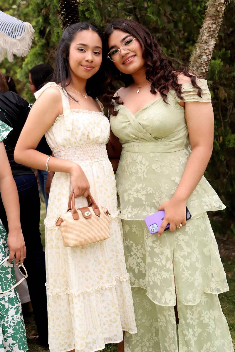 Daniela Ramírez y Seely Lamay 