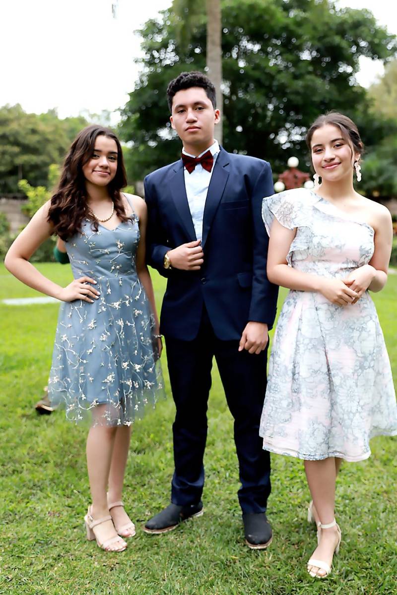 Sofía Galeas, Ángel Doblado y Linda Varela.