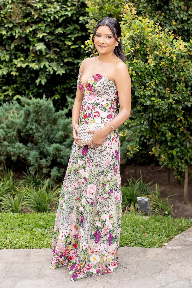 Hillary Martínez