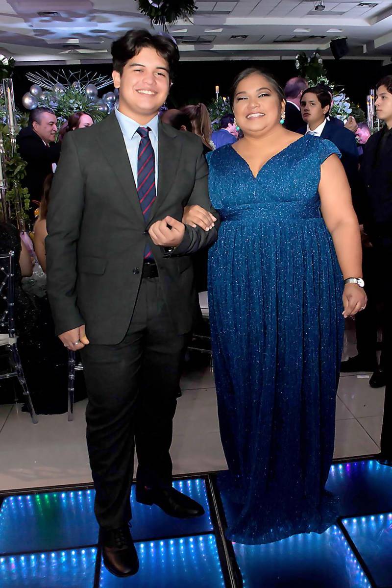 Isabella Araujo y su padre José Enrique Araujo