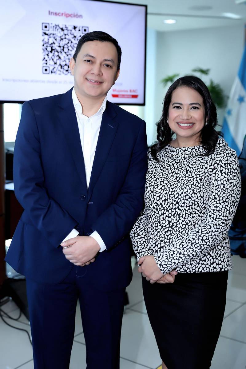 Carlos Euceda y Andrea González.