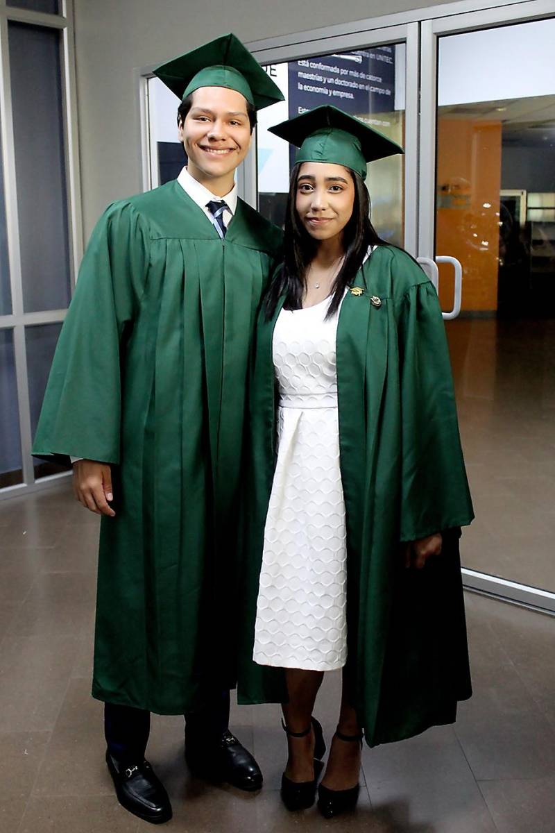 Adrián Leal y Daniela Zelaya.