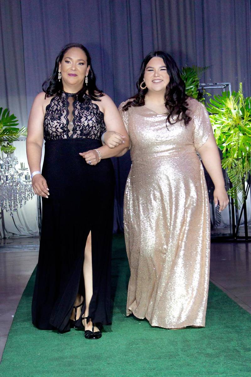 Ana Isabella Castillo y Carmen Elisa Martorel. 