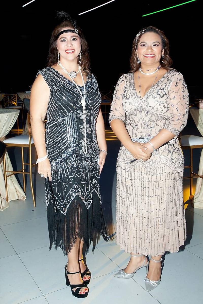 Jocelyn Kattum y Carmen Rodezno.