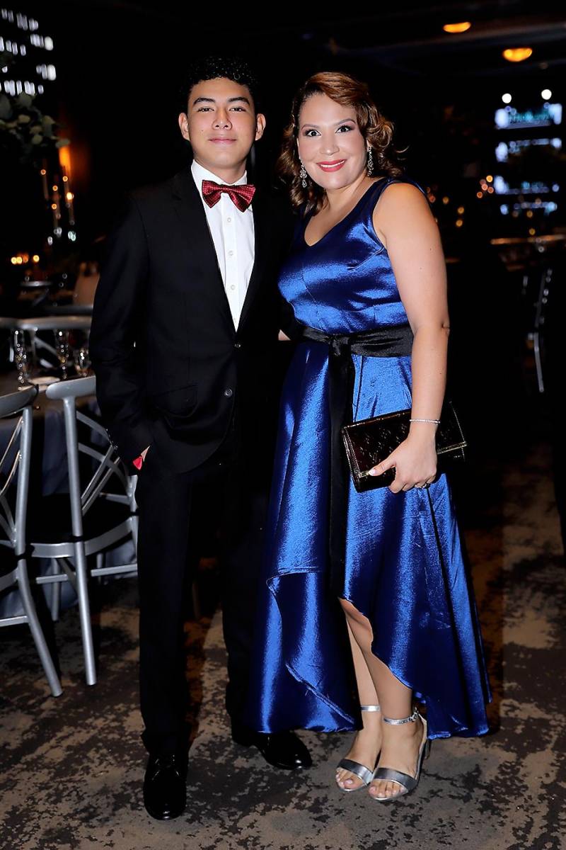 Fiesta de la prom 2024 de Antares y Aldebarán
