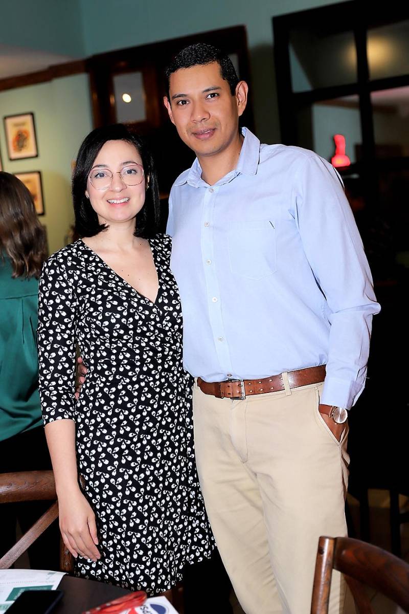 Karla Cálix y Mario Gallo