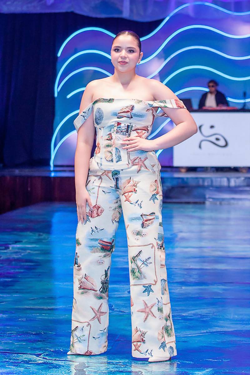 Senior Fashion Show 2026 de la Escuela Internacional Sampedrana, parte 1