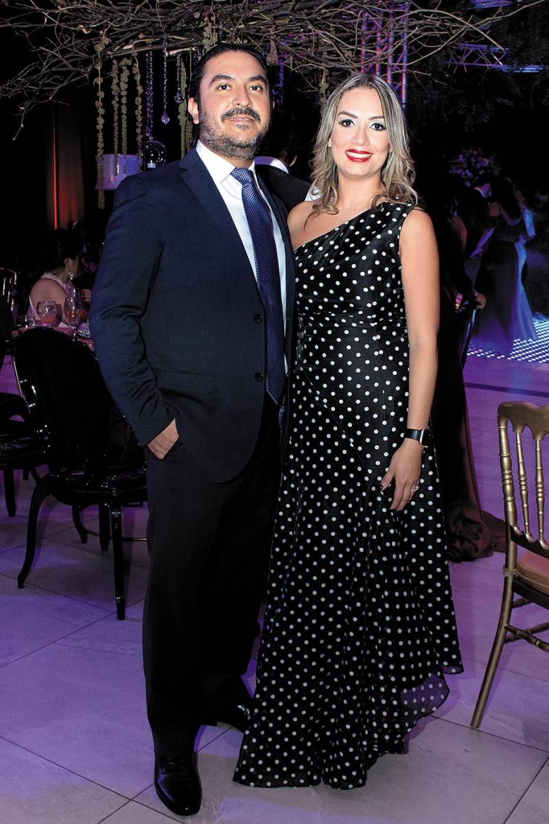 José Rubén y Paulette de Zúniga.