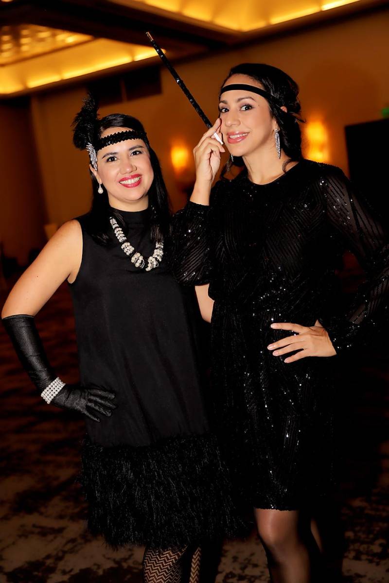 Gina y Karina Dubón.