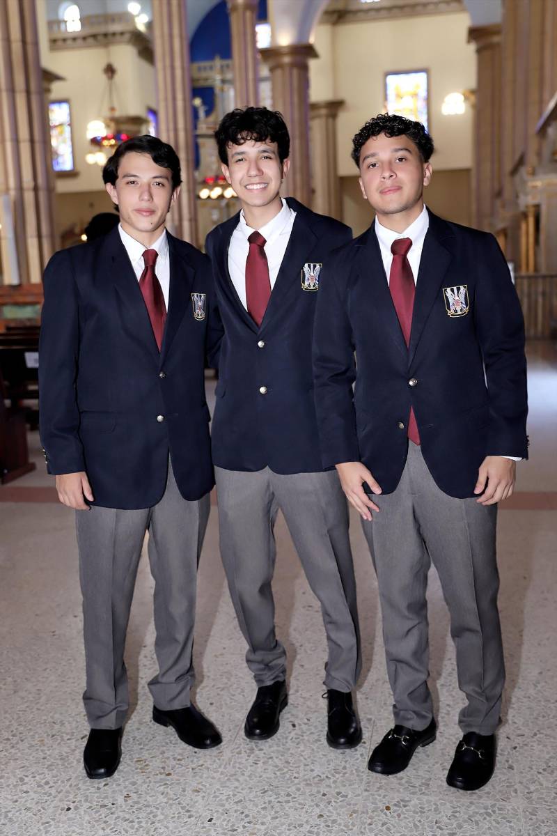 Misa de Acción de Gracias de los Seniors 2026 de la Escuela Americana