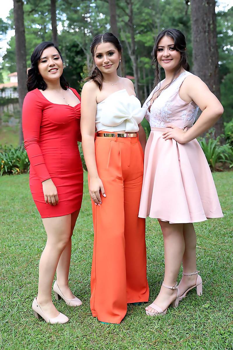 María Fúnez, Eleonor Urbizo y Karol Hernández