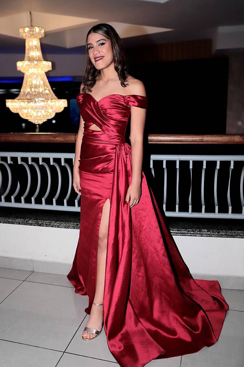 Looks de la prom 2024 del Instituto San José del Carmen