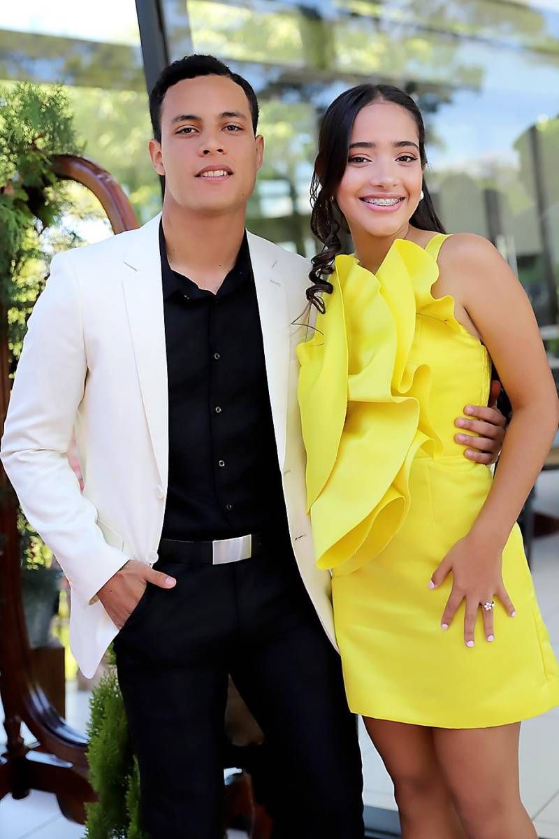 Javier Portillo y Akemi Sarmiento