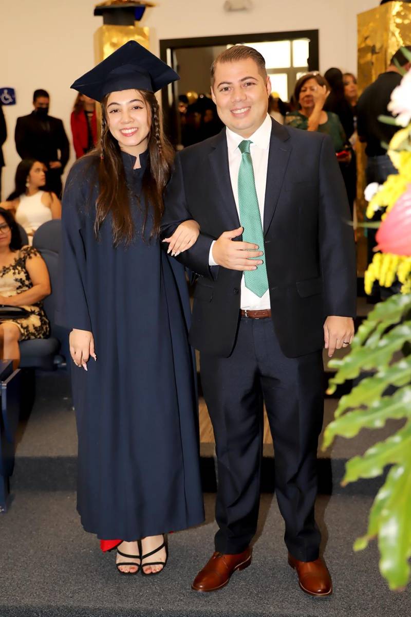 Entrega de títulos de la Intercontinental School 2023