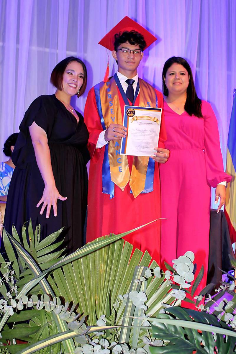 Marcia Paz, Diego Barahona y Ana Paola Mejía 