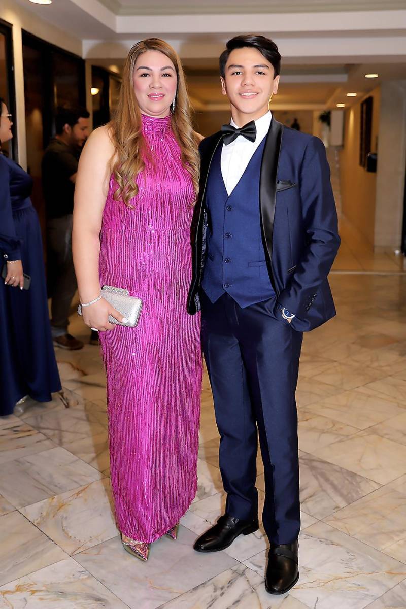 Fiesta de la prom 2024 de Mayan School