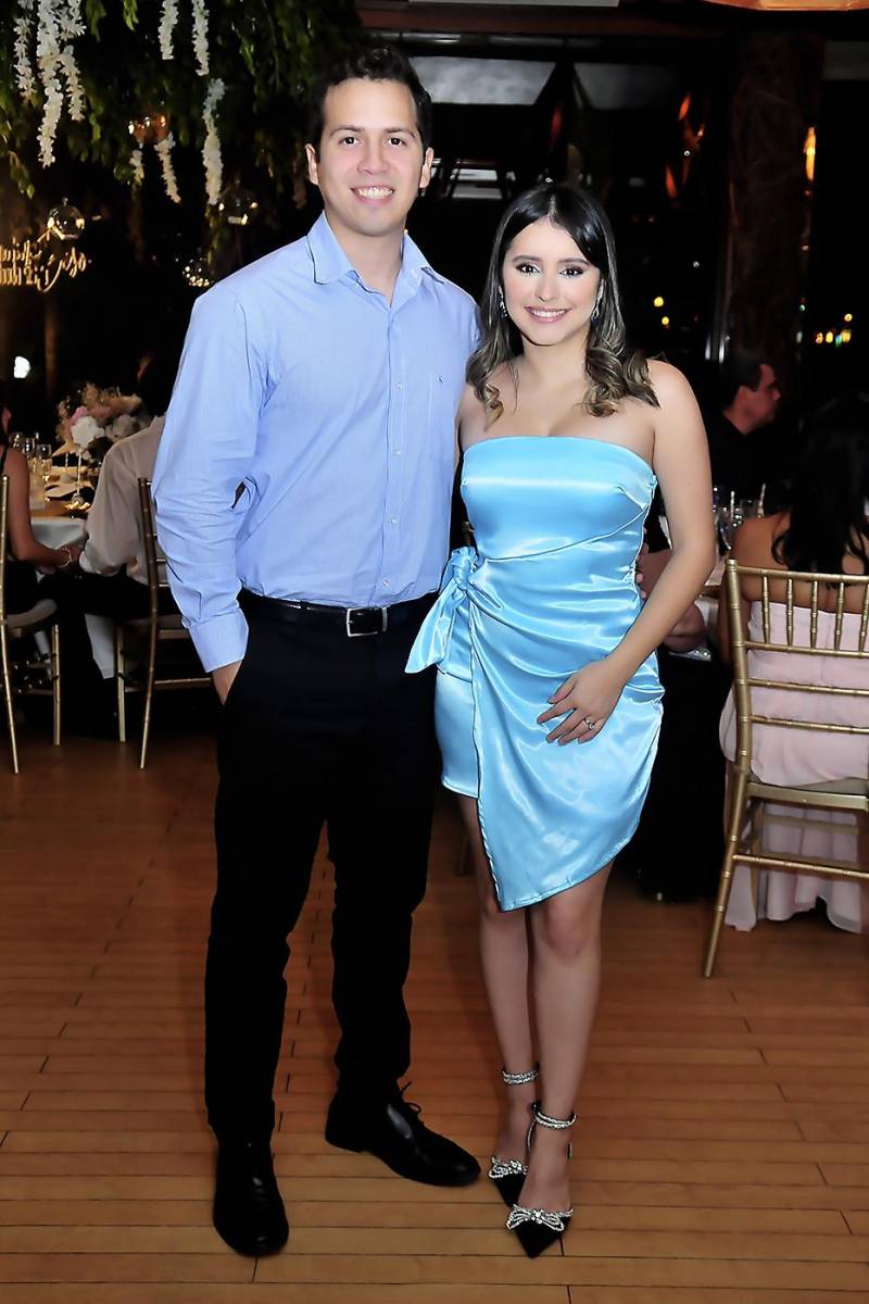 Luis y Vivían Bobadilla.
