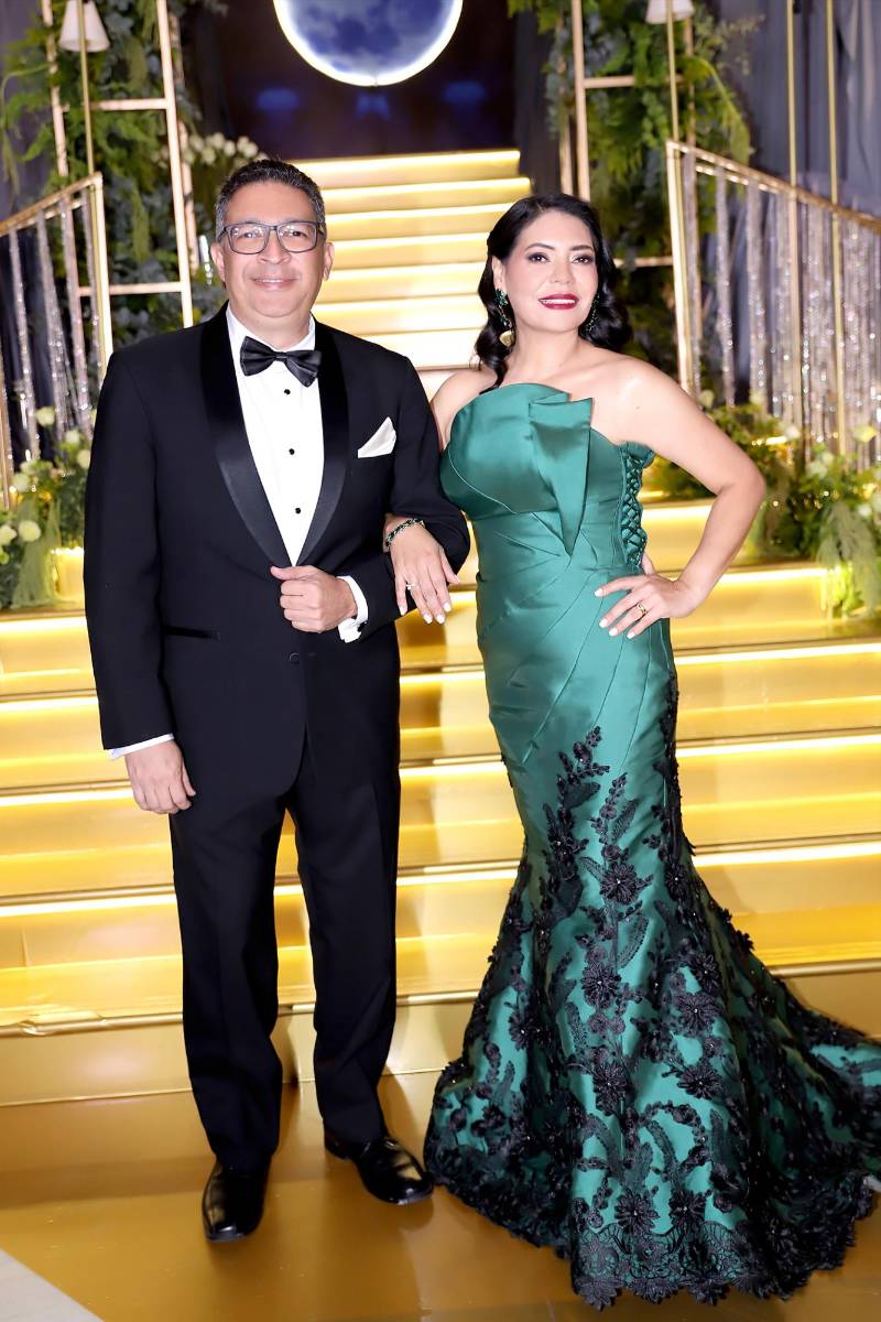 Invitados a la Prom 2026 de la Academia Los Pinares