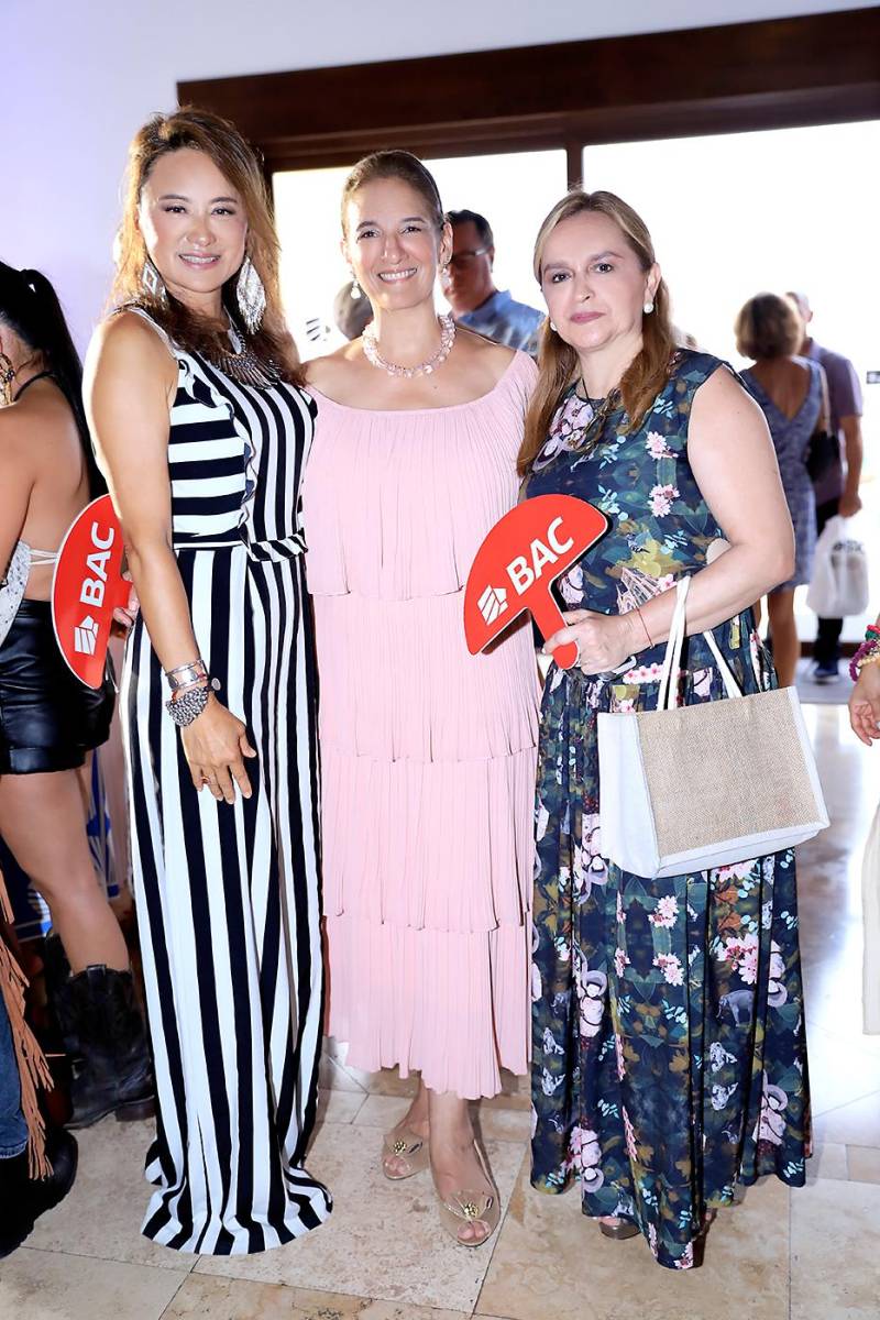 Los invitados al Roatán Fashion Show 2025