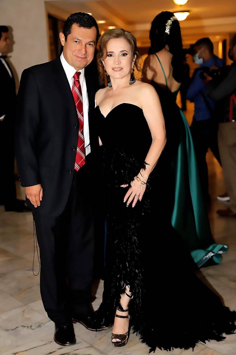 Así vivieron su prom night los senior 2022 de La Academia Los Pinares