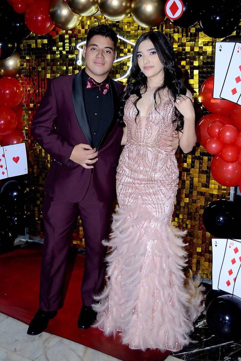 Fiesta de la prom 2024 de England School