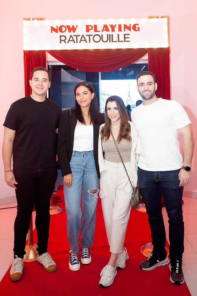 Luis Rodríguez y Emily Silvestri con Joana y Jorge Bandy