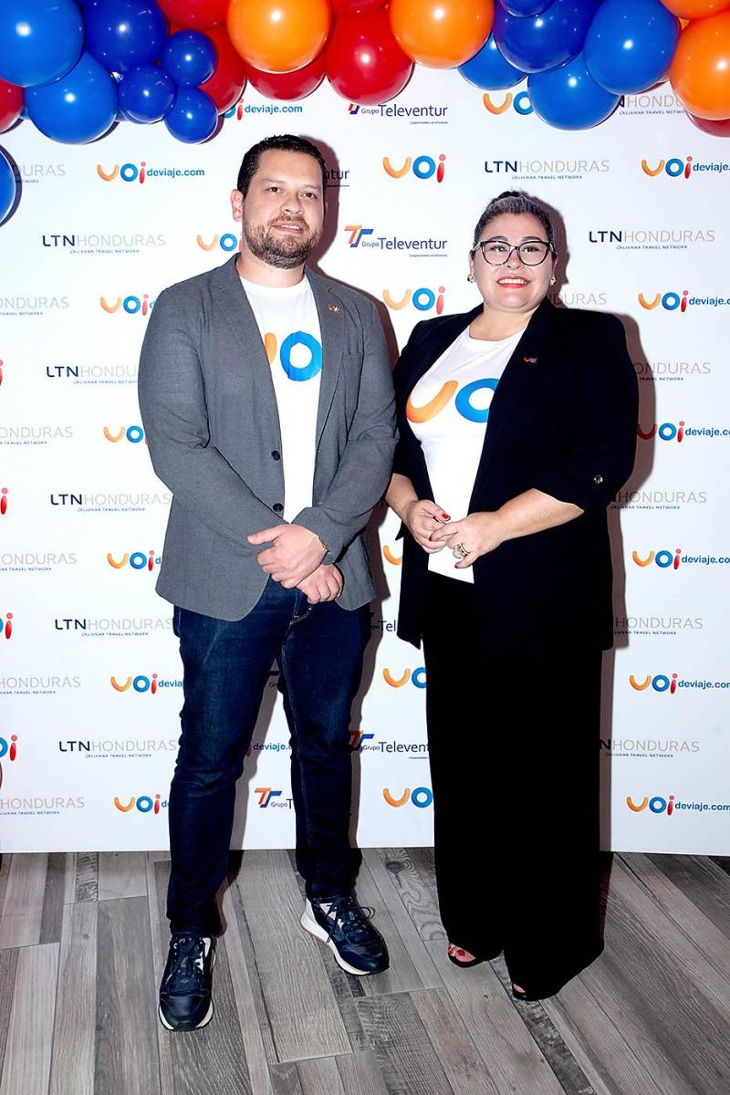 Armando y Mariela Palacios. ejecutivos de la Agencia de viajes VOI
