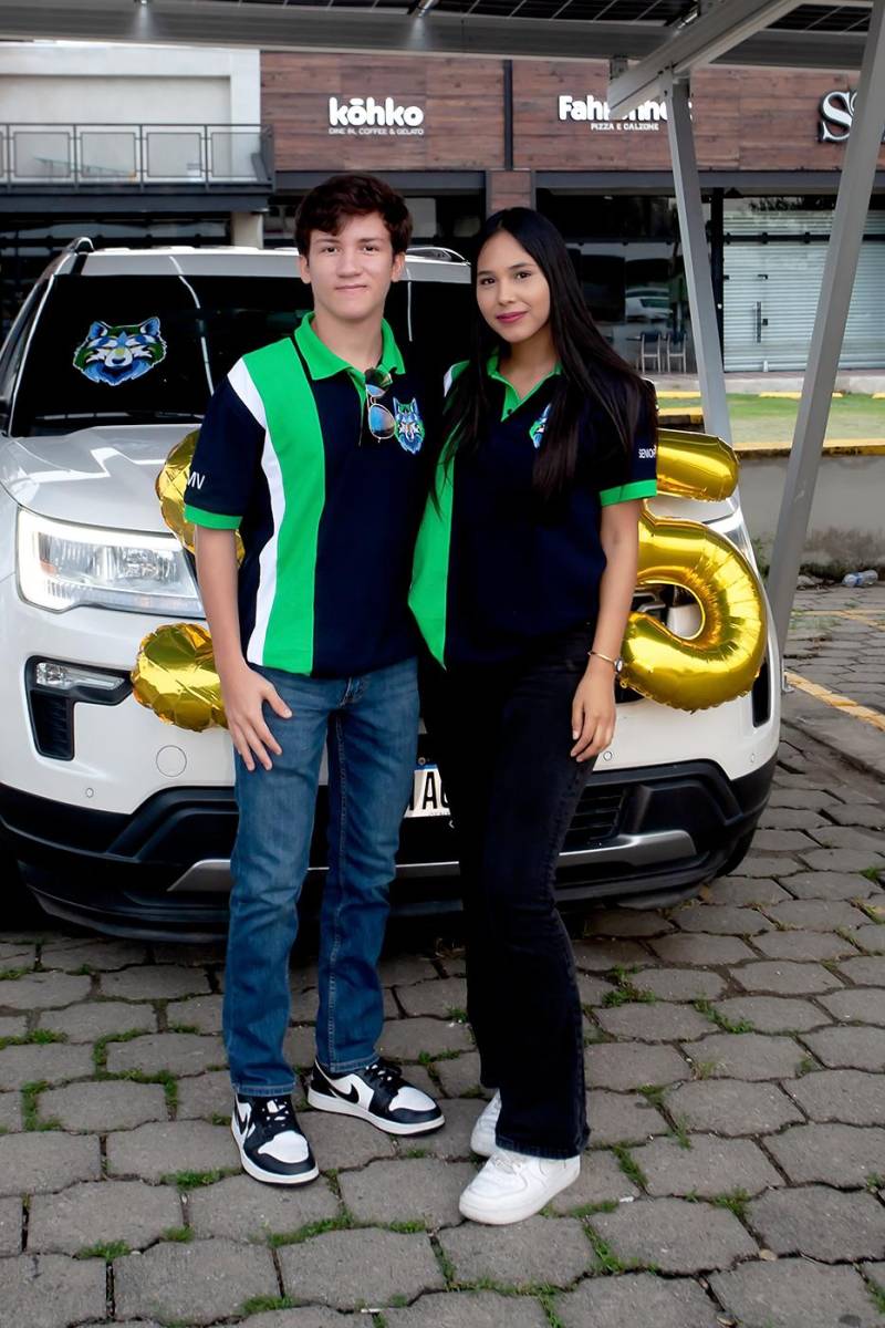 Carlos Alvarado y Andrea Rivera.